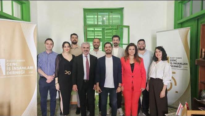 Telsim Vodafone’dan GİAD’a Nezaket Ziyareti